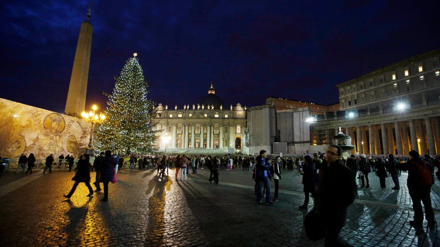 Vatican Christmas_Leff.jpg